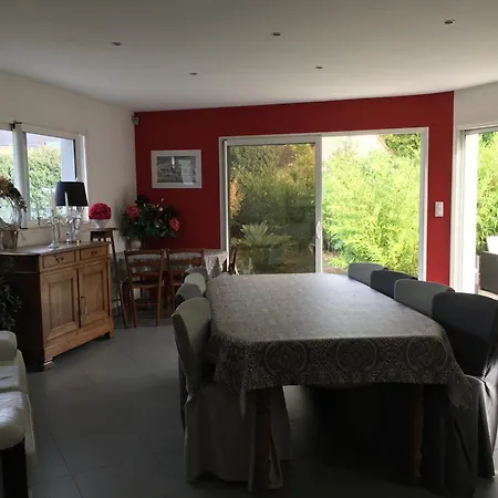 Les Jardins D Isaac Quadruples Bed & Breakfast