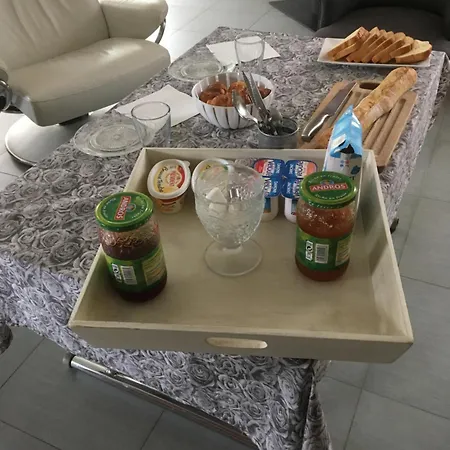Bed & Breakfast Les Jardins D Isaac Quadruples